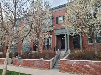 Main picture of 2963 N Xenia St