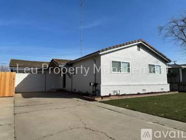 Main picture of 1138 S Sunset Dr