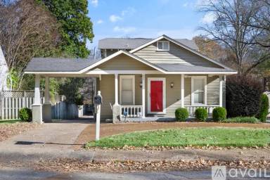 Main picture of 604 Watson St