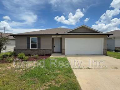 Main picture of 4316 Jitterbug St