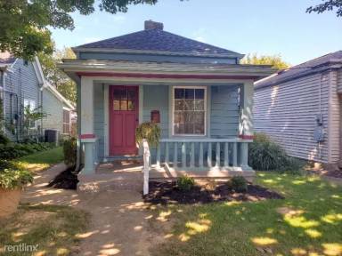 Main picture of 124 1/2 Franck Ave