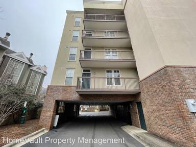 Main picture of Park Plaza Condos