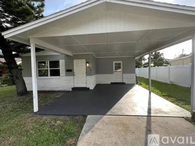 Main picture of 5820 Cypress St N