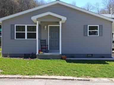 Main picture of 1 South St