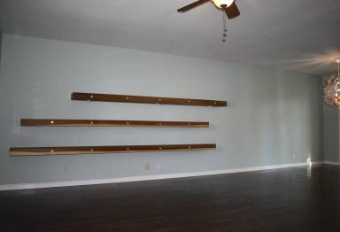 Main picture of 1465 W Colonial Pkwy
