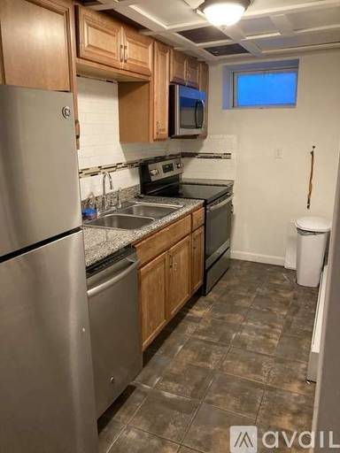 Main picture of 14 Hillside St