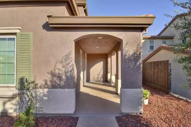 Main picture of 5654 Saratoga Cir