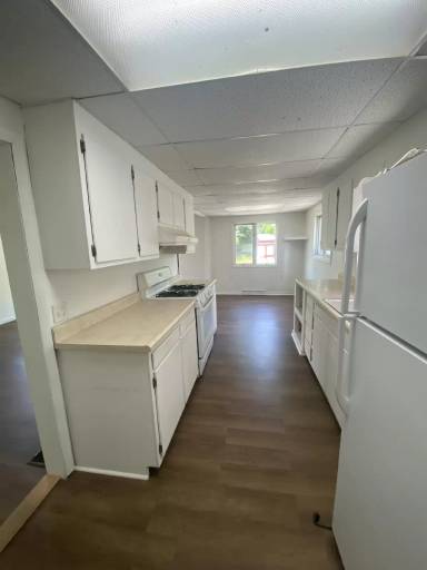 Main picture of 167 E Main St