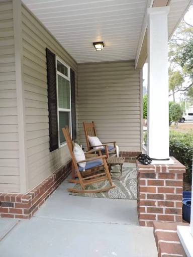 Main picture of 1531 N 12th Ave