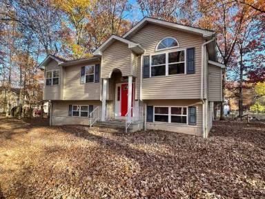 Main picture of 4225 Woodacres Dr