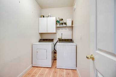 Main picture of 1441 SW Clay St