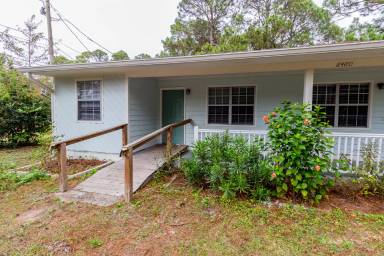 Main picture of 8480 Laredo St