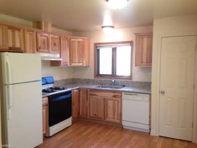 Main picture of 331 N Eklutna St