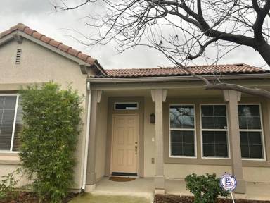 Main picture of 10600 Sunset Hills Ln
