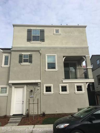 Main picture of 2665 Cleat Ln