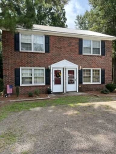 Main picture of 122 Medford Dr