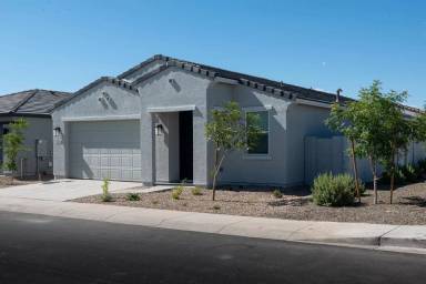 Main picture of 2532 E Houston Ave