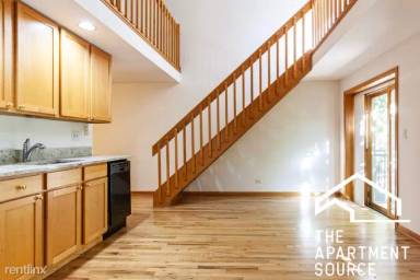 Main picture of 865 W Buckingham Pl