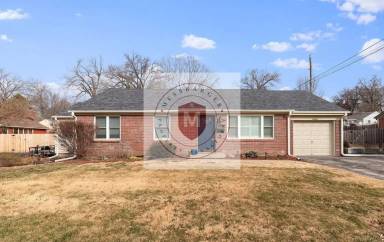 Main picture of 10820 W 62nd St