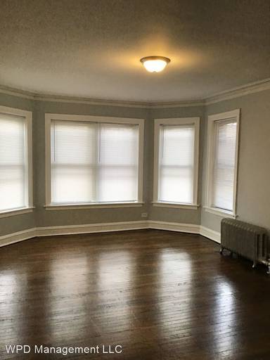 Main picture of 436 E 81st St