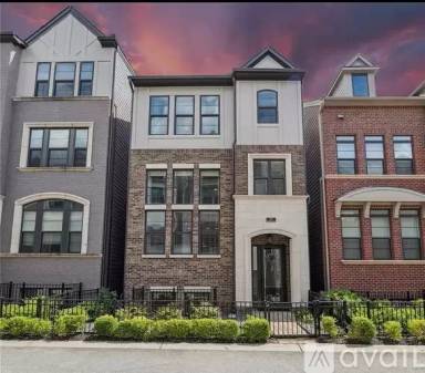 Main picture of 514 Broadview Ln NE