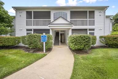 Main picture of 2664 S Knightsbridge Cir