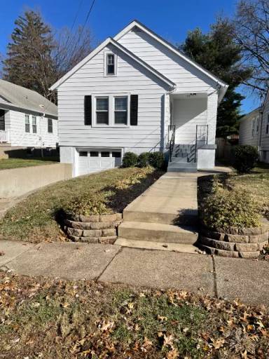 Main picture of 159 McCready Ave