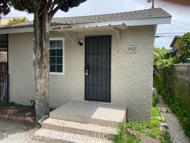 Main picture of 1450 Peterson Ave