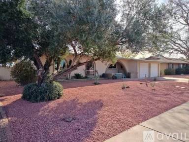 Main picture of 3807 E Poinsettia Dr