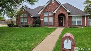 Main picture of 610 Aster Dr