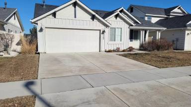Main picture of 5760 W Los Flores Dr