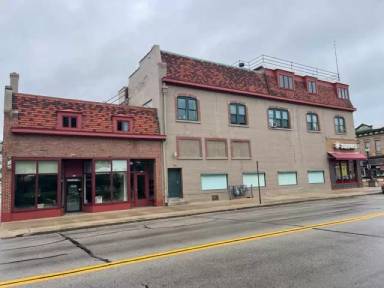 Main picture of 810 Erie Ave