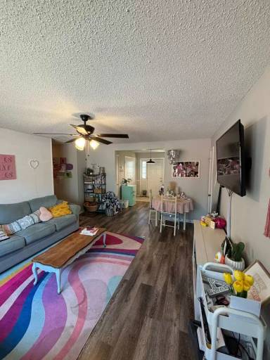 Main picture of 228 Mark Twain Cir