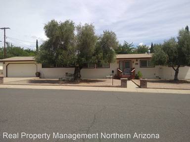 Main picture of 900 Longview Ave