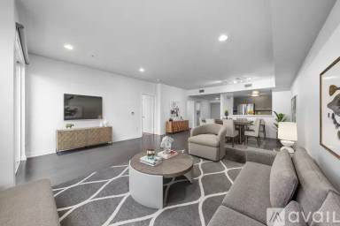 Main picture of 436 S Virgil Ave