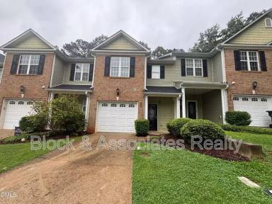 Main picture of 27 Great View Ct