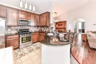 Main picture of 512 Sunset View Ter SE