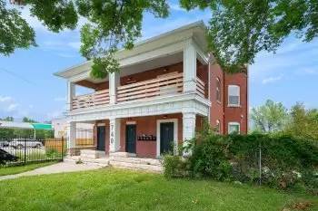 Main picture of 740 Washington Blvd