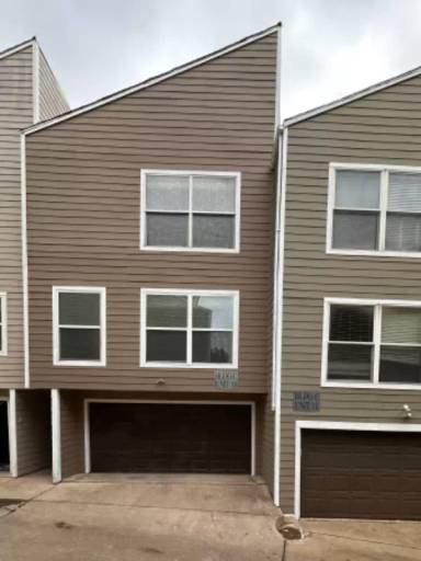 Main picture of 5815 Phoenix Dr