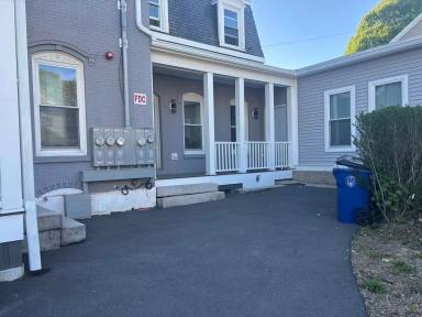 Main picture of 589 Haverhill St