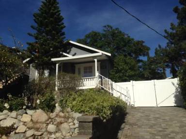 Main picture of 10318 Silverton Ave
