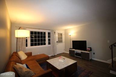 Main picture of 275 Grotto Ave