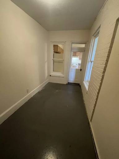 Main picture of 230 N Raleigh St