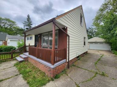 Main picture of 4196 E 148th St