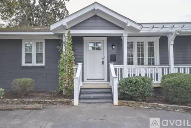 Main picture of 230 W Connecticut Ave