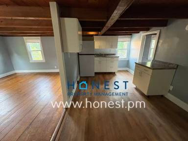 Main picture of 8 Green St
