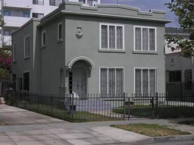 Main picture of 734 S Gramercy Pl