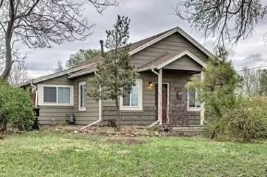 Main picture of 4507 W Dakota Ave
