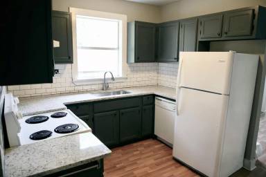 Main picture of 714 S Valentine St
