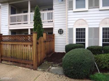 Main picture of 6054 Essex House Sq